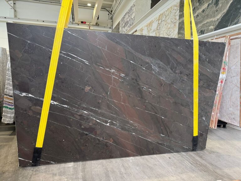 Breccia Imperiale
