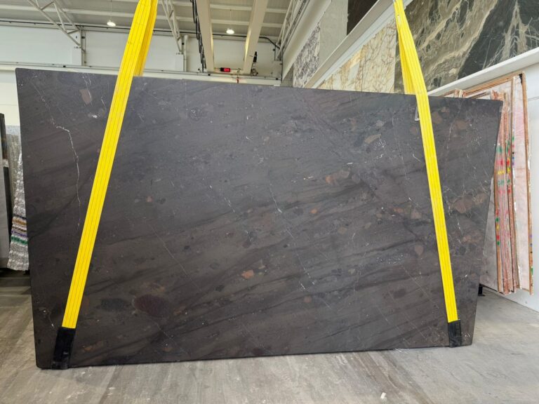 Breccia Imperiale 52831 · Bundle 1