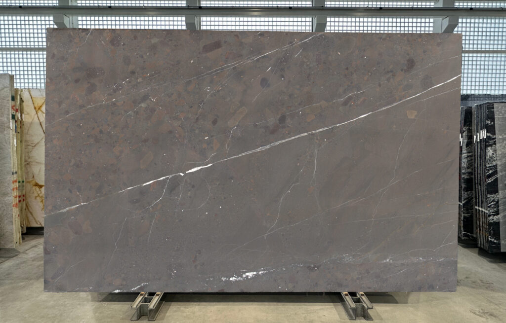 Breccia Imperiale 52832 · Bundle 1