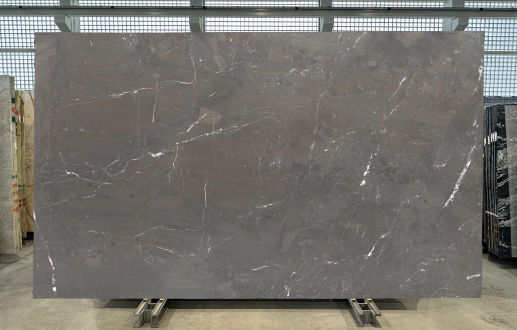 Breccia Imperiale 54256