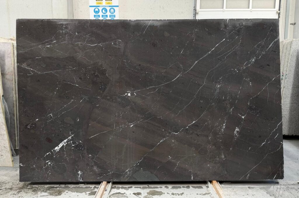 Breccia Imperiale 54254